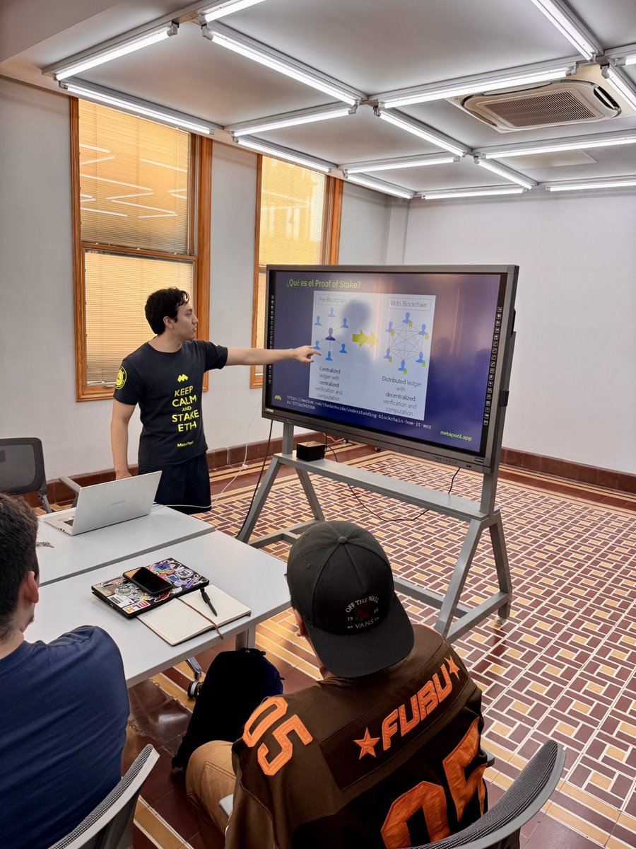 mxweb3's tweet image. CRIPTO O TRUCO. Tu primera interacción real con cripto, taller práctico con @meta_pool @digitalizadosco @abrahamrivv y @marcrypted 🔥🔥🔥🚀
#mxweb3