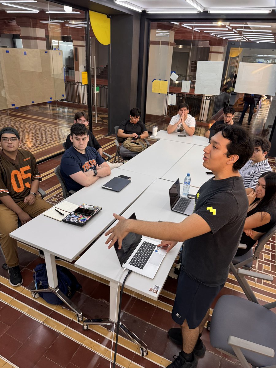 mxweb3's tweet image. CRIPTO O TRUCO. Tu primera interacción real con cripto, taller práctico con @meta_pool @digitalizadosco @abrahamrivv y @marcrypted 🔥🔥🔥🚀
#mxweb3