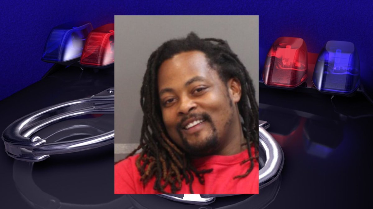 Attempted murder suspect in custody after high-speed chase on Reggie White Boulevard.

newschannel9.com/news/local/mur…