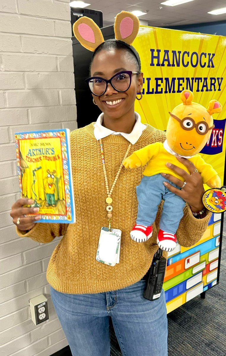 EvaPCFISD's tweet photo. I had to be my favorite childhood character! #ArthurRead
📖📖📖📖📖📖📖📖📖📖📖📖💛 https://t.co/Gb67hGTkG0
