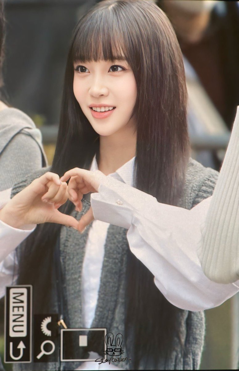 Staycation0313's tweet photo. 241101 Pre

#민토끼_최고 #수민이네 
#STAYC #스테이씨  
#Sumin #수민 https://t.co/IlpPUKw3lT