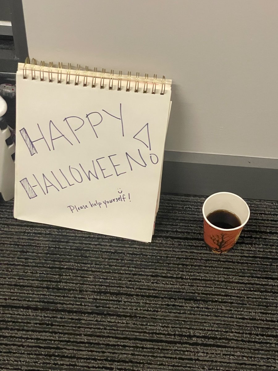 Someone in my building left a half-empty cup of black coffee for trick or treaters https://t.co/r8hO