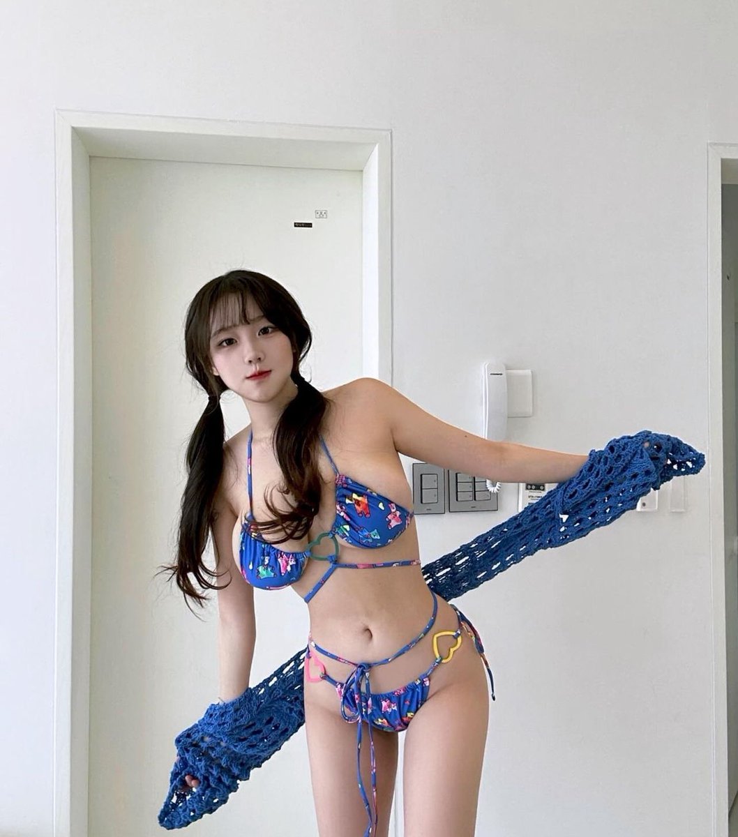 今天去海边…然后勾引爸爸？哈哈哈哈
如果你看到我了会想对我干啥呀 https://t.co/85TSgemnxh