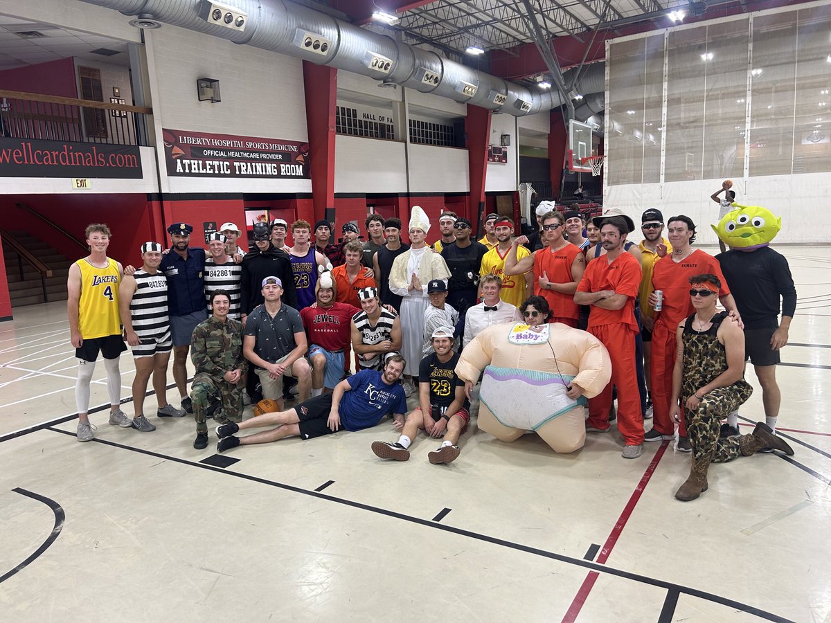 Jewell_Baseball's tweet image. Happy Halloween