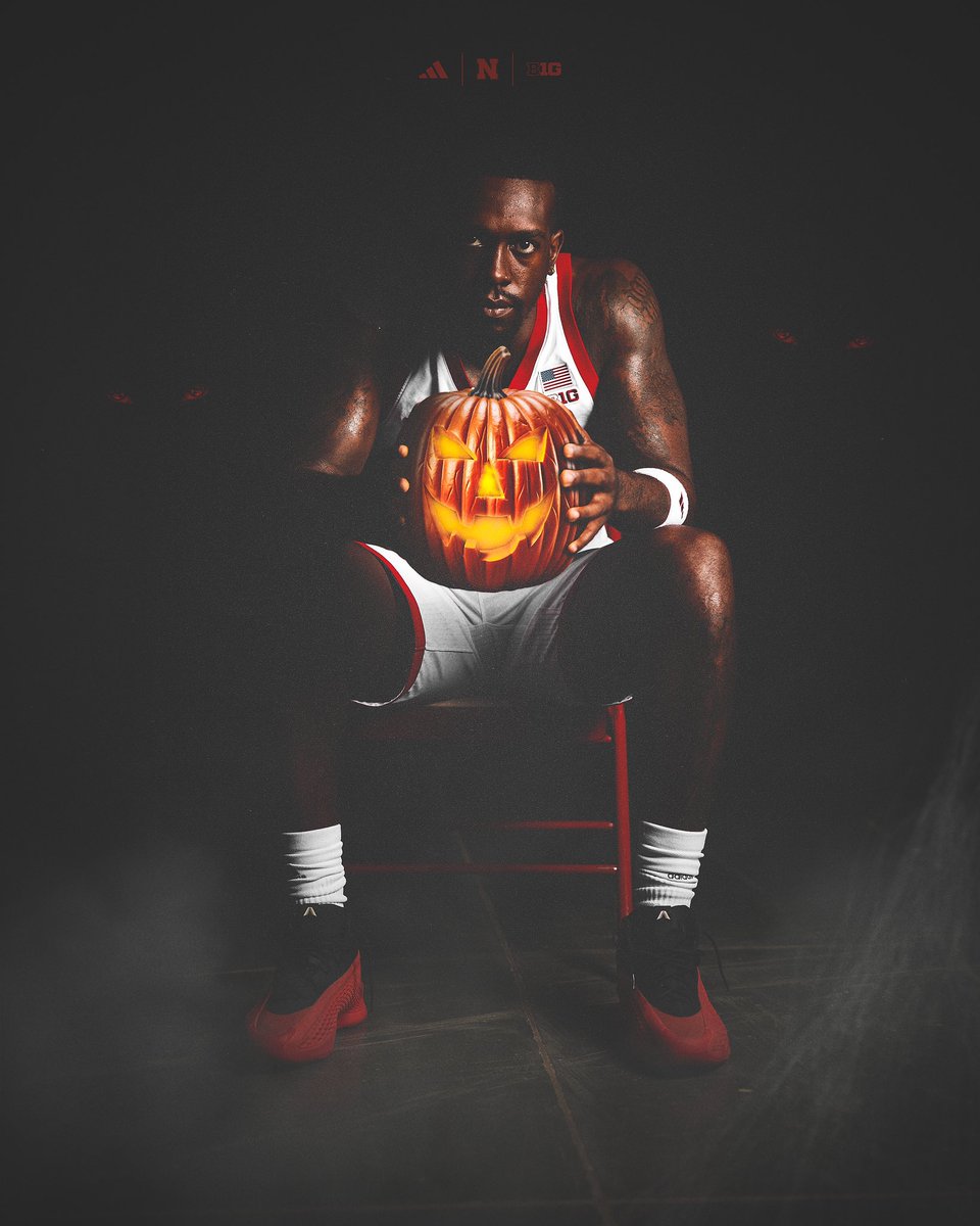 spooky szn 👨‍💻🎃