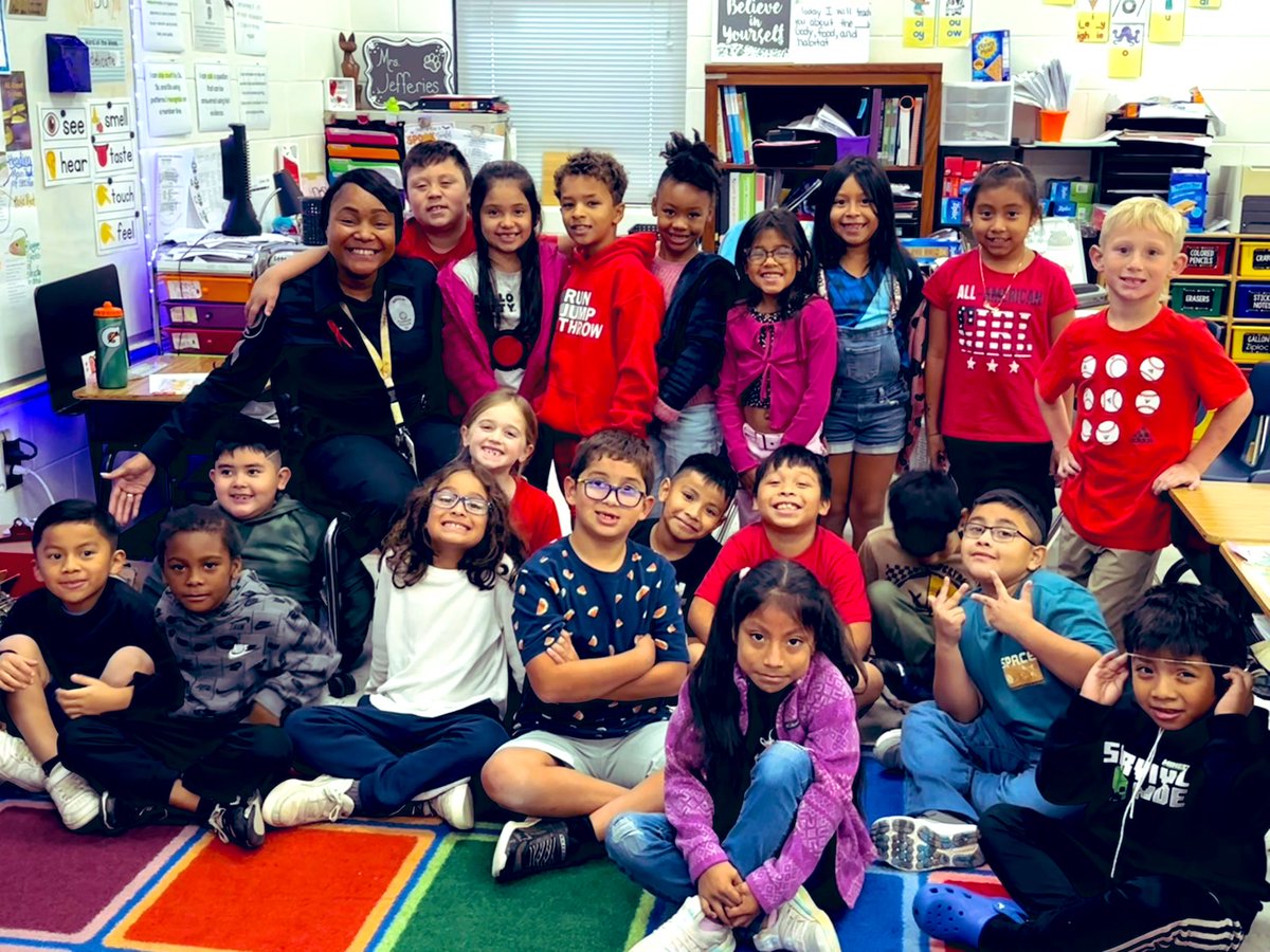 We’re having too much fun!🤩 
<a href="/Hasty_Huskies/">Hasty Fine Arts Acad</a> <a href="/CherokeeSchools/">Cherokee Co. Schools</a>