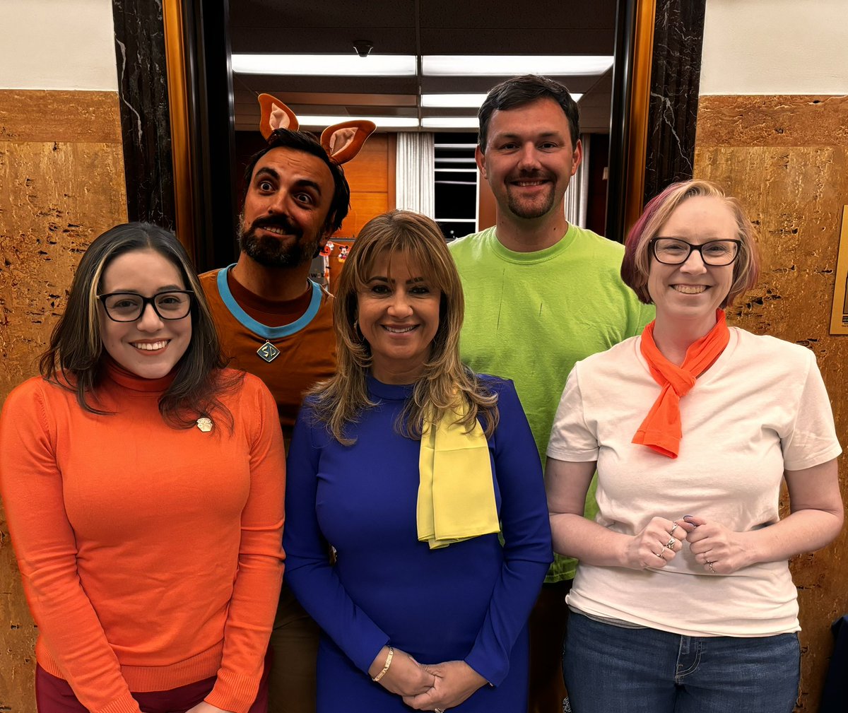 Happy Halloween from the #Burbank City Council! 🎃👻💀

Be safe out there tonight. Be sure to watch out for pedestrians and trick-or-treaters. And most of all have fun!