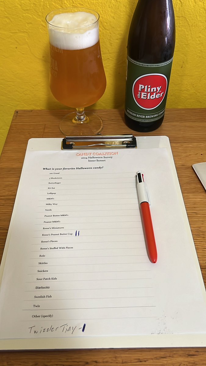 DEANintheYAY's tweet image. Fielding an #InnerSunset poll tonight.  Looking to compare results to school poll earlier. Also trying to add demographics utilizing the Bic 4-color. People seem dialed into the idea of this new face-to-face methodology as a way to improve polling.