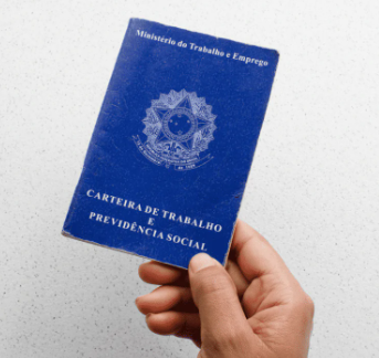 R Ξ Z Z tweet media