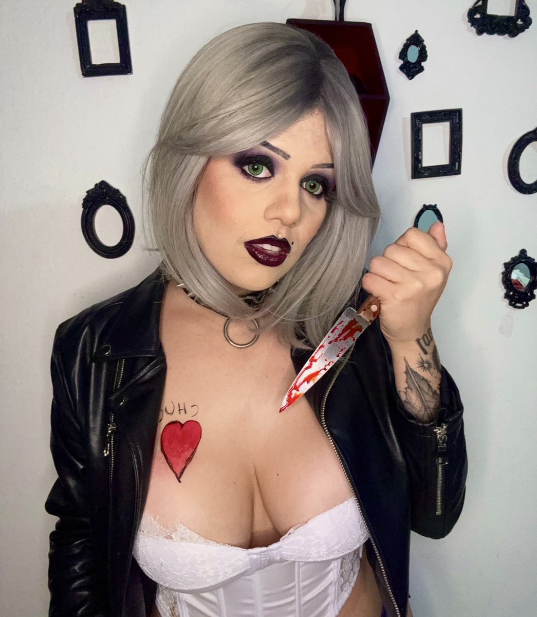 _mistressofdark's tweet photo. Happy Halloween, spooky season ππ»
#tiffanyray #brideofchucky #halloween #halloween2024 https://t.co/vsQ0PNgbjl
