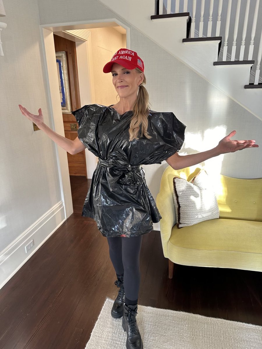 7Veritas4's tweet image. My favorite Halloween costume so far.

Megyn Kelly dressed up as her career.

Brilliant.