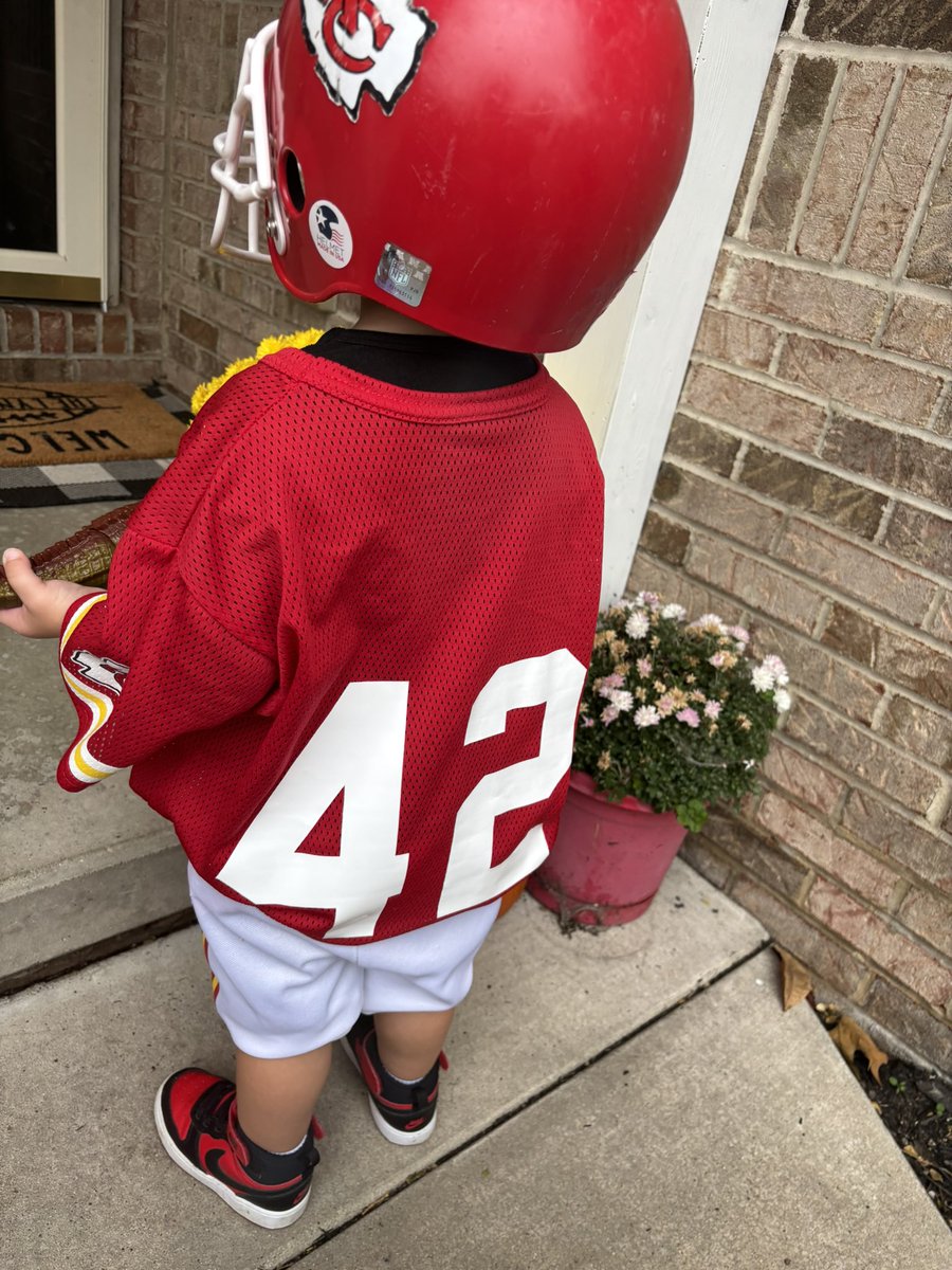 Happy Halloween from <a href="/carsonsteele30/">Carson Steele</a>