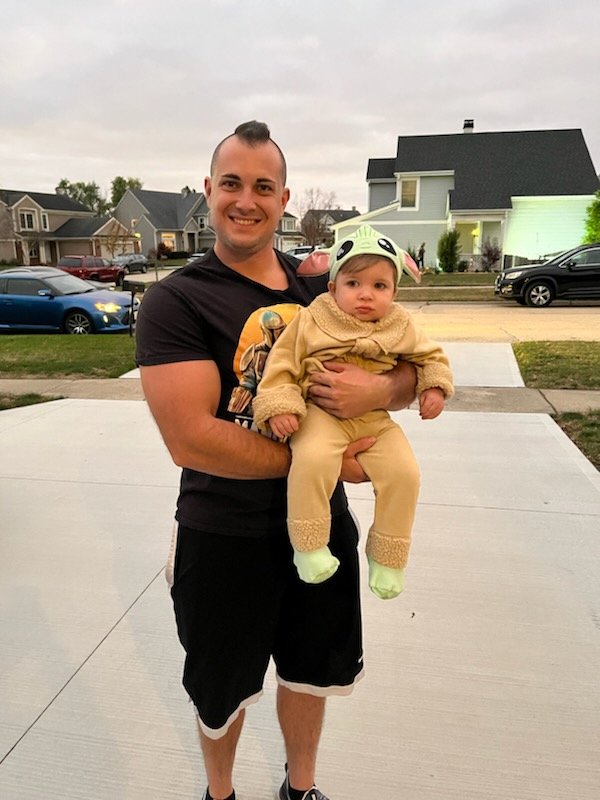 FrankieLaVere's tweet photo. Leonardo's 2nd Halloween! He loved being Grogu, aka Baby Yoda! "This is the way." - @themandalorian #Halloween https://t.co/cyilAH0FI9