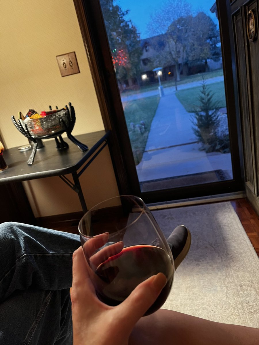 CJNovak70's tweet photo. Bring on the trick or treaters! https://t.co/65eCJAitz9