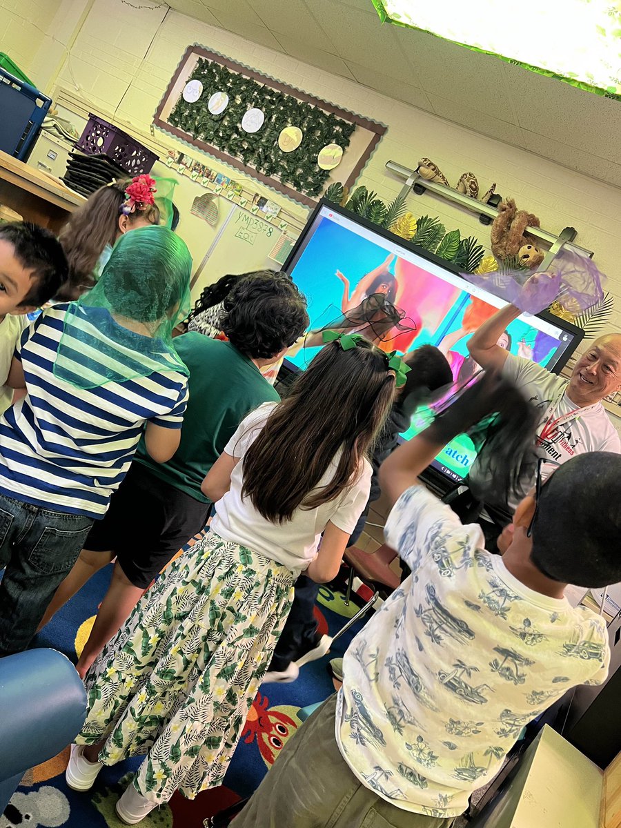 Music Therapy in <a href="/Vazquez_Isabel_/">Isabel Vazquez</a> class. <a href="/ECISDSpecialEdu/">ECISDSpecialEdu</a>