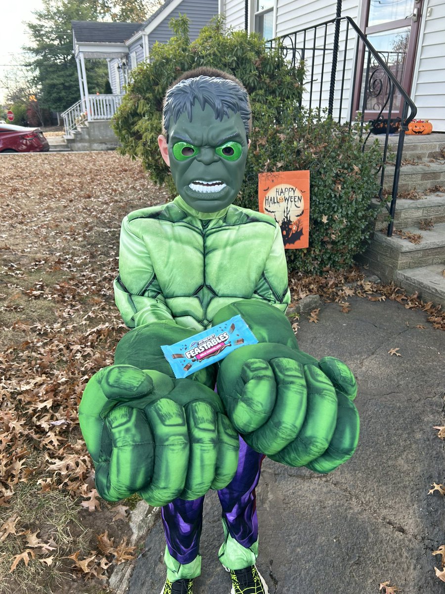 pepitoblanco's tweet photo. @Feastables #feastableshalloweensweepstakes https://t.co/zi69XBK8Fj