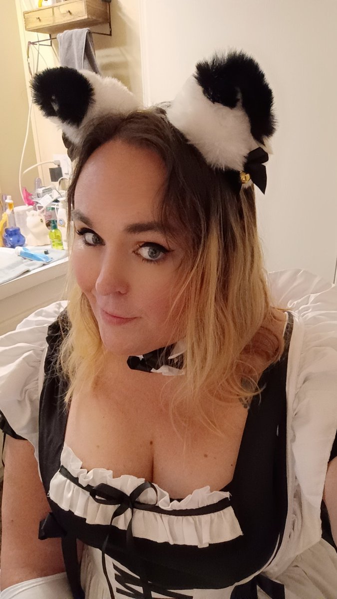EricaKerfuffled's tweet photo. Happy Halloween 🎃👻 https://t.co/lavUZFPNfO