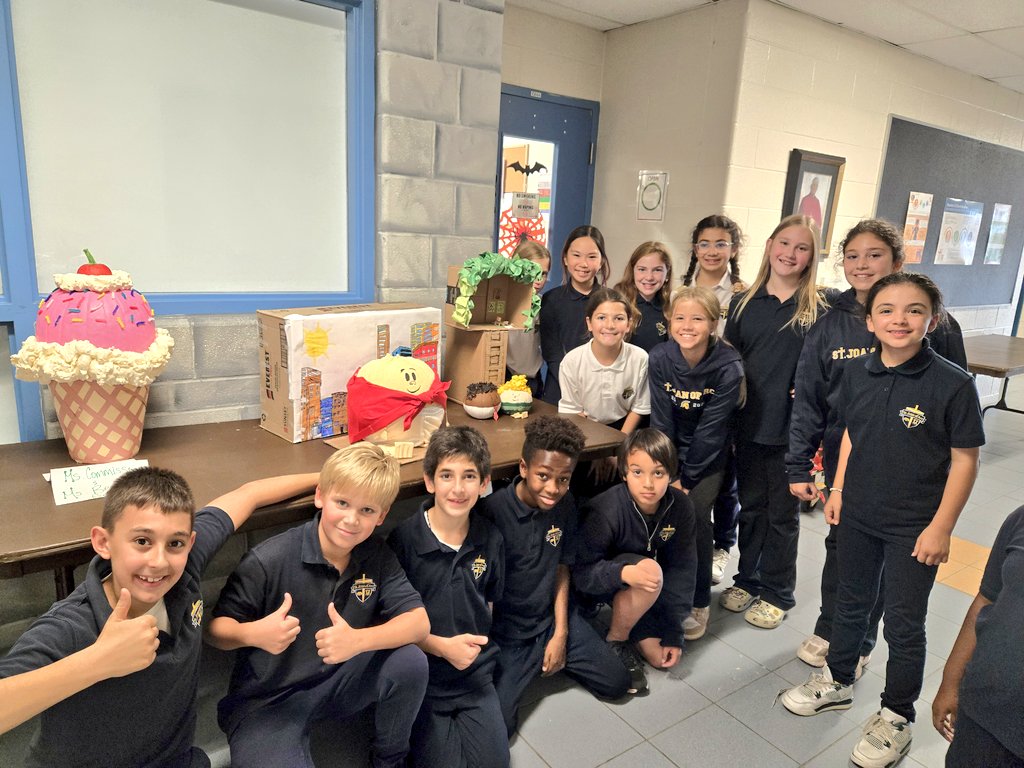 Our Grade 5EF kiddos designed and brought to life a "Captain Pumpkin Pants" creation for this year's Halloween Pumpkin contest! 🎃 And guess what? THEY WON!! 🙌🏻🎉 So proud of their collaboration and hard work! 😊 <a href="/MrsYatesE/">Mrs. E. Yates</a> <a href="/sjoa5/">St. Joan of Arc</a> #DavPilkey