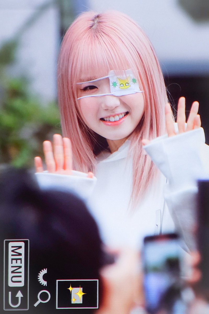 241101 뮤직뱅크 출근 

#세이마이네임 #SAYMYNAME 
#히토미 #HITOMI