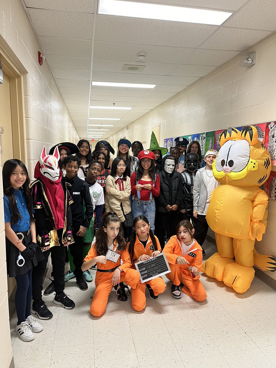 Mrs. Rodrigues tweet media