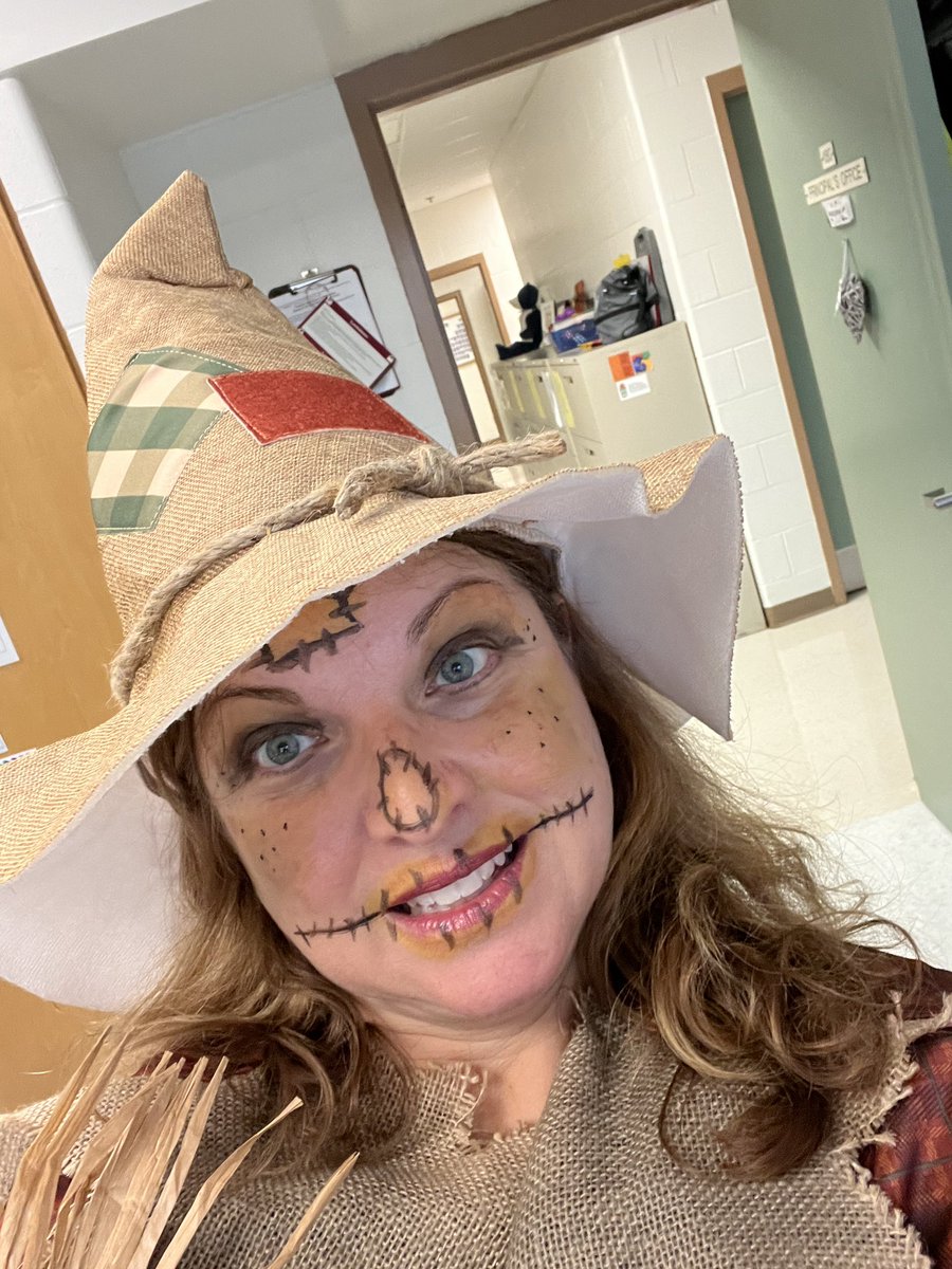 MPaulBaxterOCSB's tweet image. Trick or Treat - 👻 a little #ocsbDeepLearning fun for staff! Happy 🎃