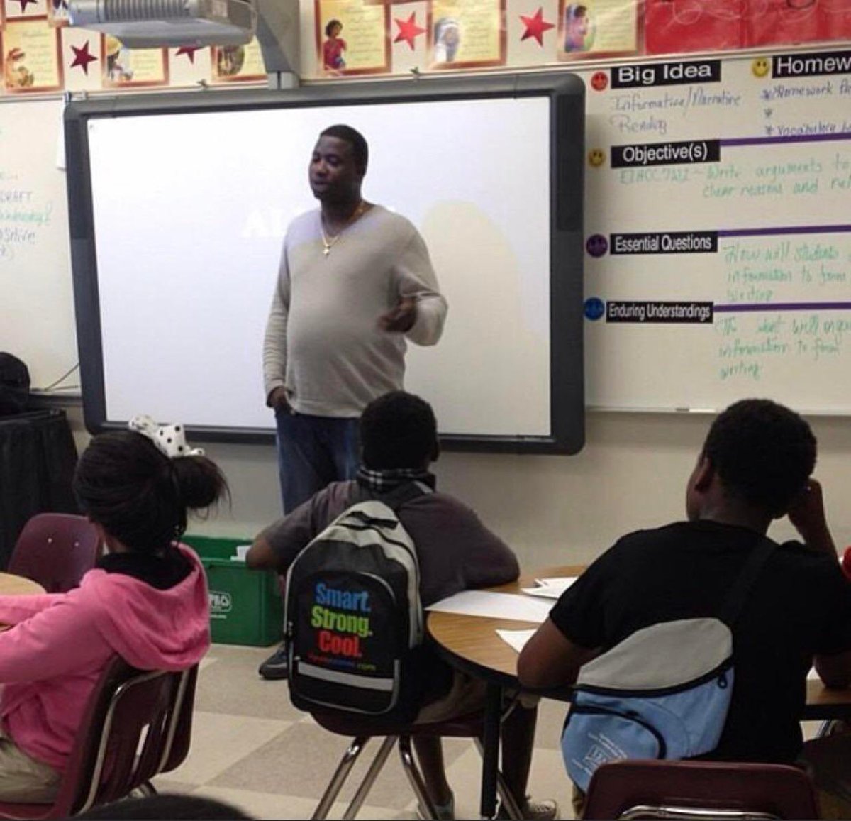 <a href="/SaycheeseDGTL/">SAY CHEESE! 👄🧀</a> Young Thug talking to the inner city youth: