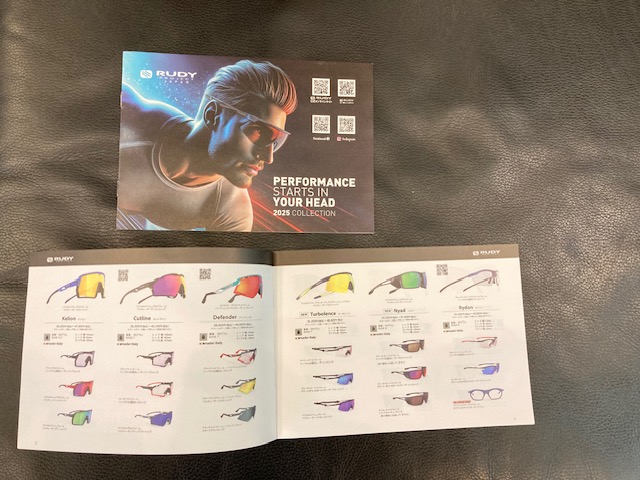 eaudevieYS's tweet image. ルディプロジェクトの２０２５年版カタログが入ってきました。
店頭にありますのでご自由にお持ちください。

#ルディプロジェクト
#rudyproject 
#スポーツサングラス
#度付きルディプロジェクト