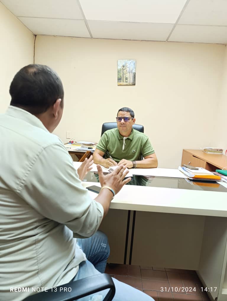 RSuarezPSUV's tweet photo. #31Oct Sostuve una reunión con Alonso Rodriguez, vicepresidente del concejo local de planificación de políticas públicas. https://t.co/UN6641kpbt