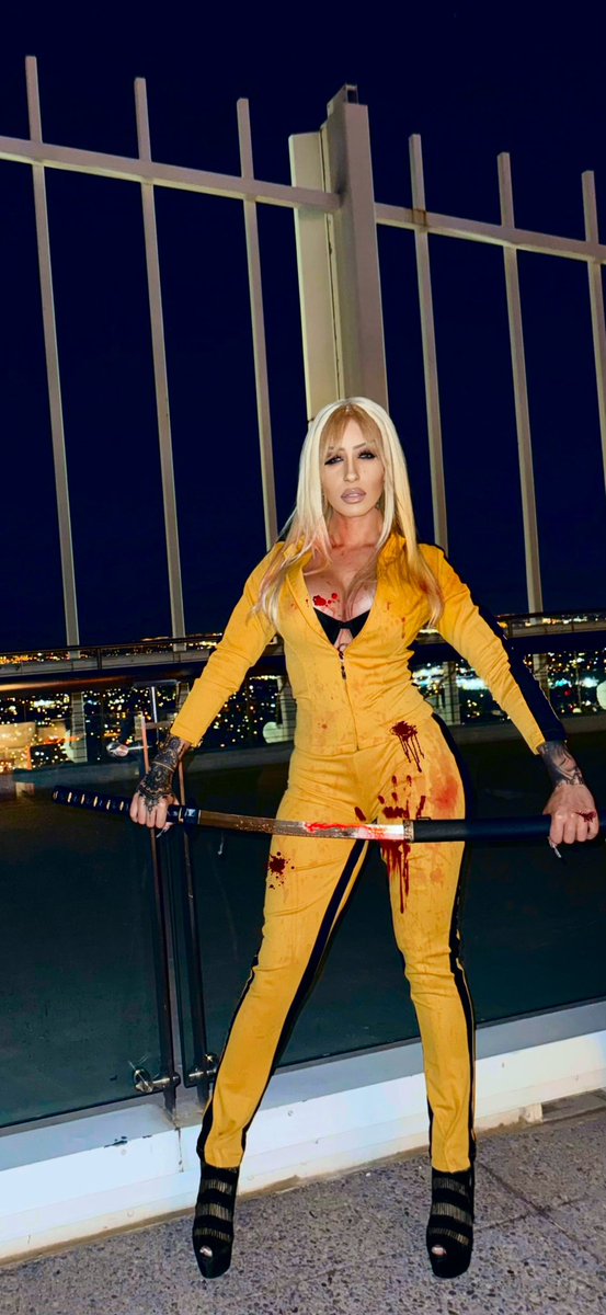 thereblXO's tweet photo. Happy Halloween! 🎃 #killbill https://t.co/LyZE9iODsg