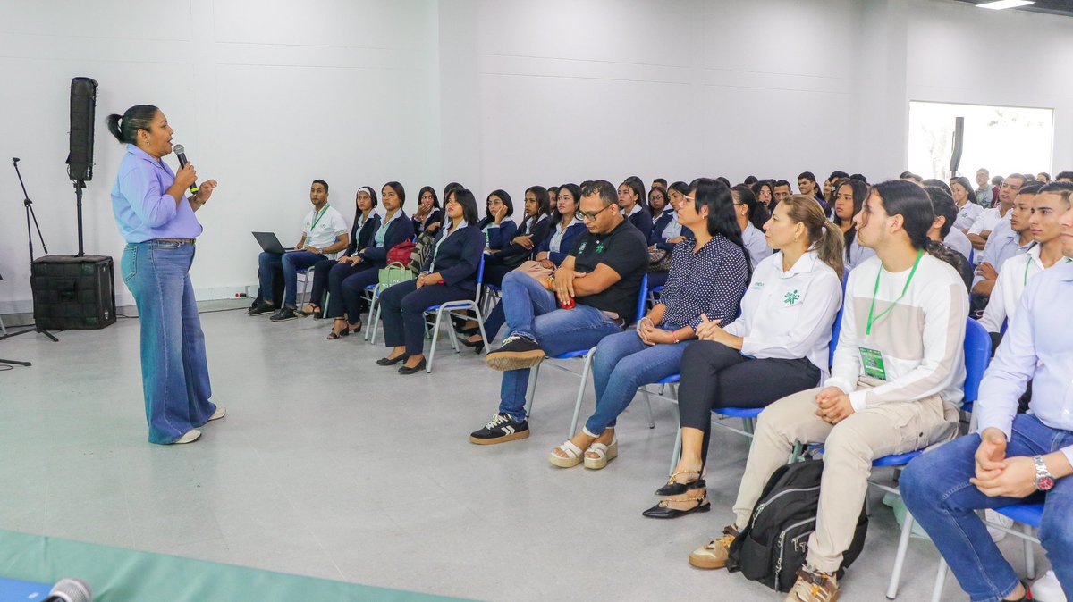 MildrethZapata's tweet photo. Hoy participamos del ‘VII Simposio de Investigación, Innovación y Desarrollo Tecnológico del @SENACesar_; la actividad liderada por Sennova cuenta con conferencias, posters y  una feria  de iniciativas Tecnoparque.

#SENARegionalCesar ✅ https://t.co/zskoXXwfhG
