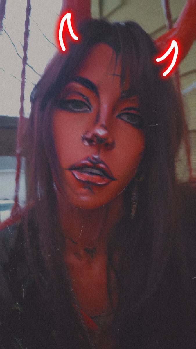VieuxPapiers's tweet photo. Tonight is Devils Night 😈🎃 it's hot enough 🥵 Not used to a 70° Halloween in MI 🫠🤣
#Halloween #wxtwitter #TrickOrTreat2024 #devilmakeup https://t.co/BZ7JIv0uct