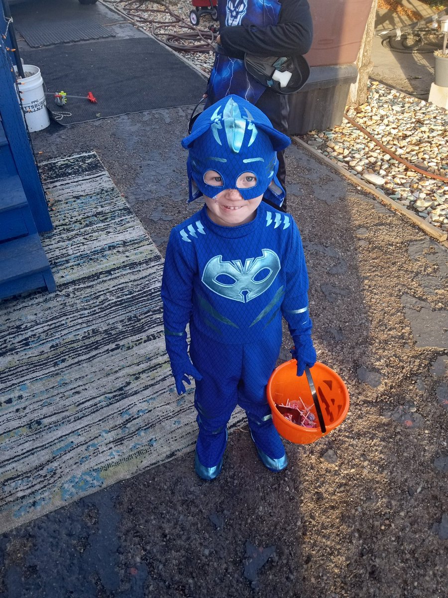 LaidBackGamer69's tweet photo. Happy Halloween 🎃👻👻 Hope everyone has a Safe and Fun night!!! https://t.co/HJdwjl4fLb