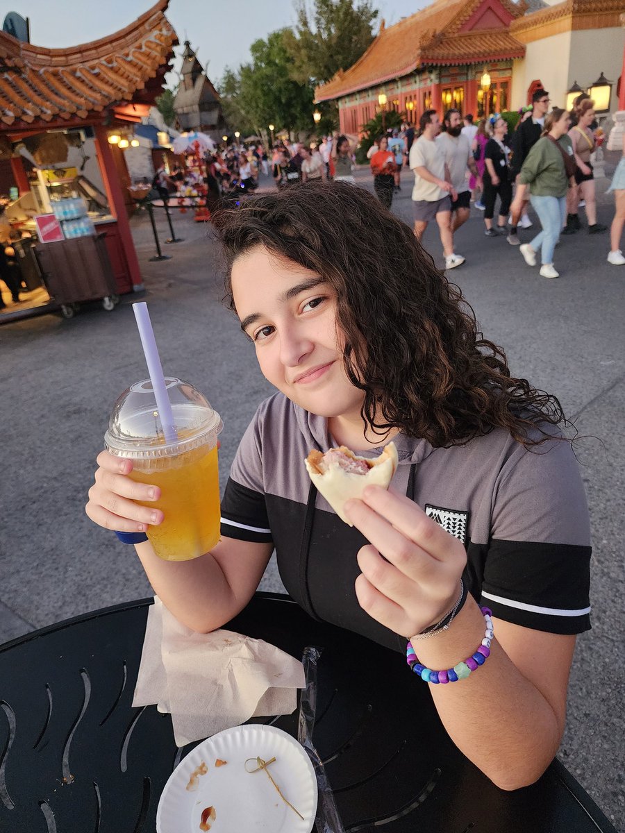 Happy Halloween 🎃  cool people, go to disney for halloween #disney