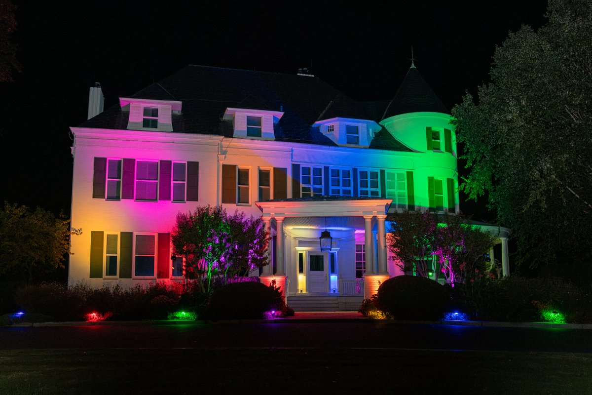 In celebration of Diwali, we illuminated the Vice President’s Residence and remember to see the light in our world, in each other, and in ourselves.
