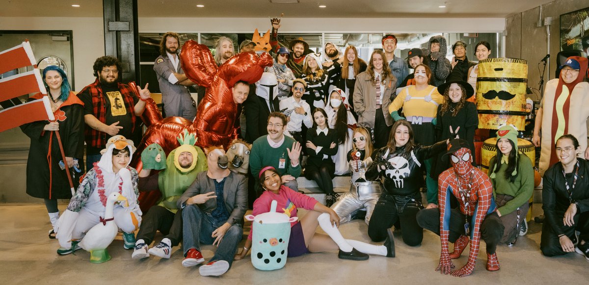 Treyarch's tweet image. We take Halloween VERY seriously here at the studio.
 
#HappyHalloween from Treyarch!