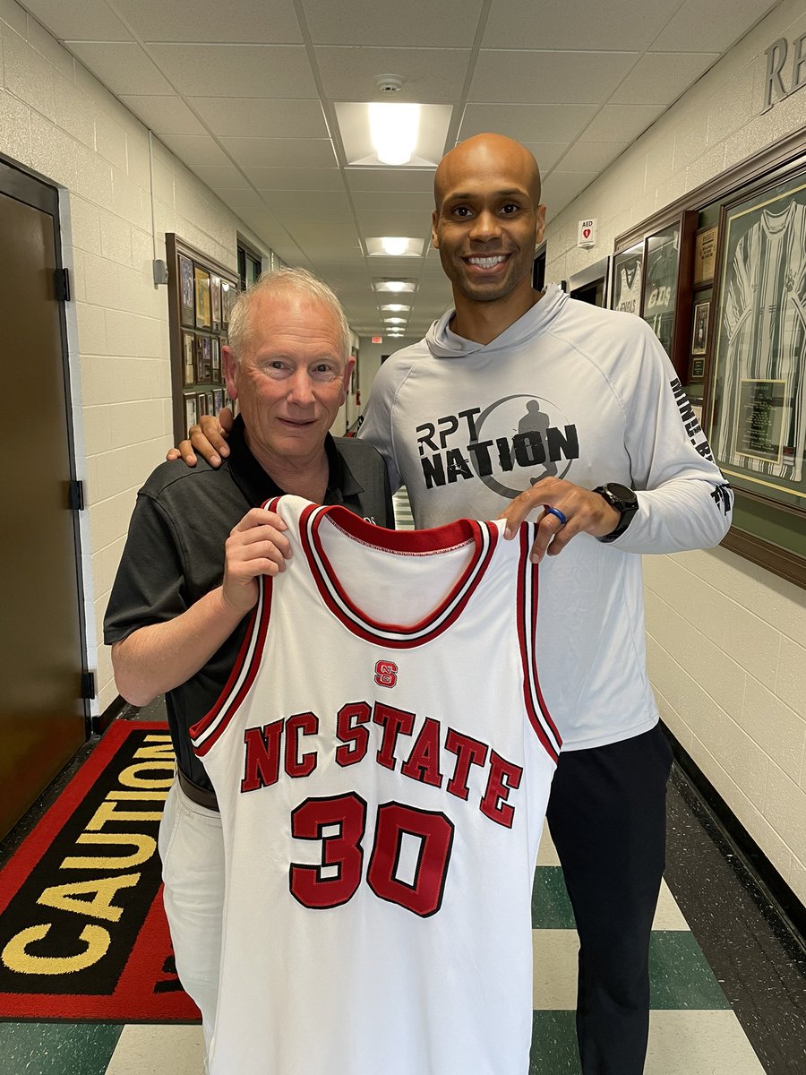 Freddy Johnson tweet media