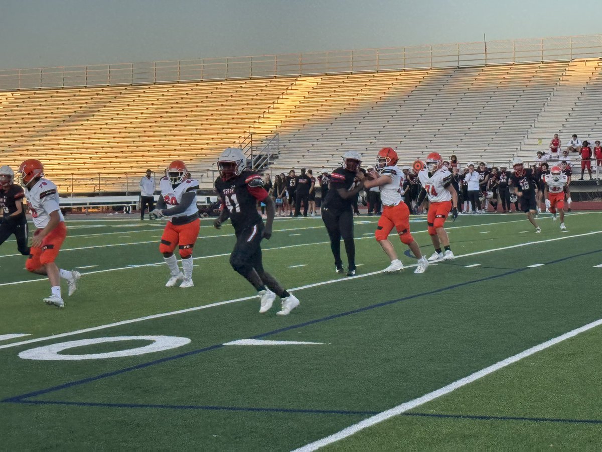 RHHSHawks_9's tweet image. Hawks win the opener in a close one!

#southside