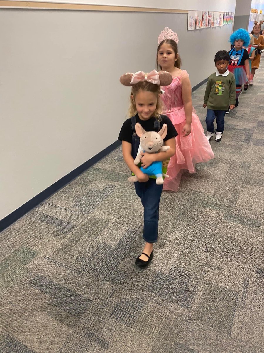 River Hall Elementary tweet media