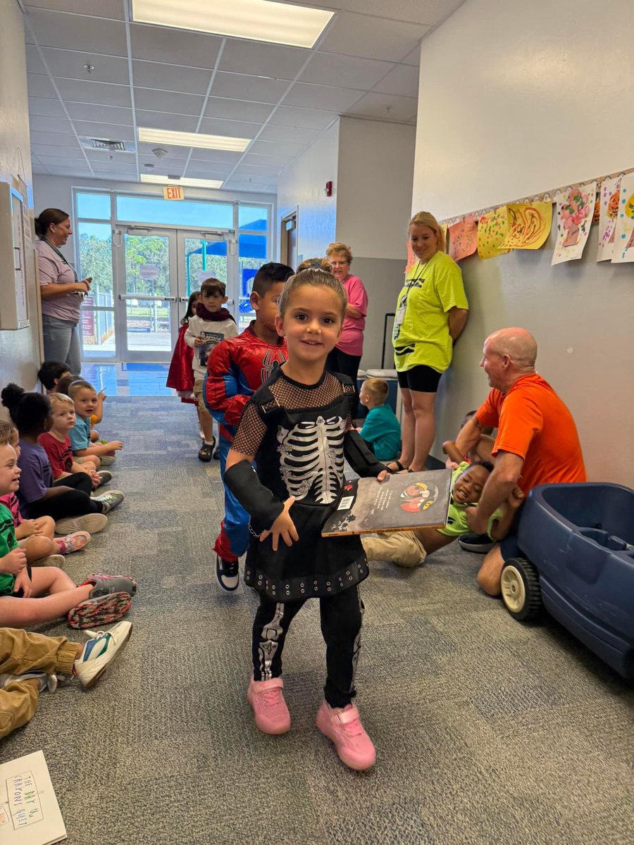 River Hall Elementary tweet media