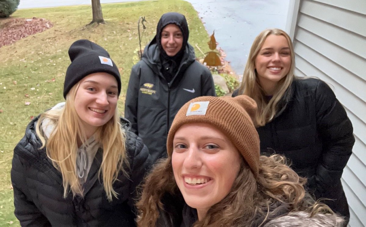 UWSP Softball tweet media