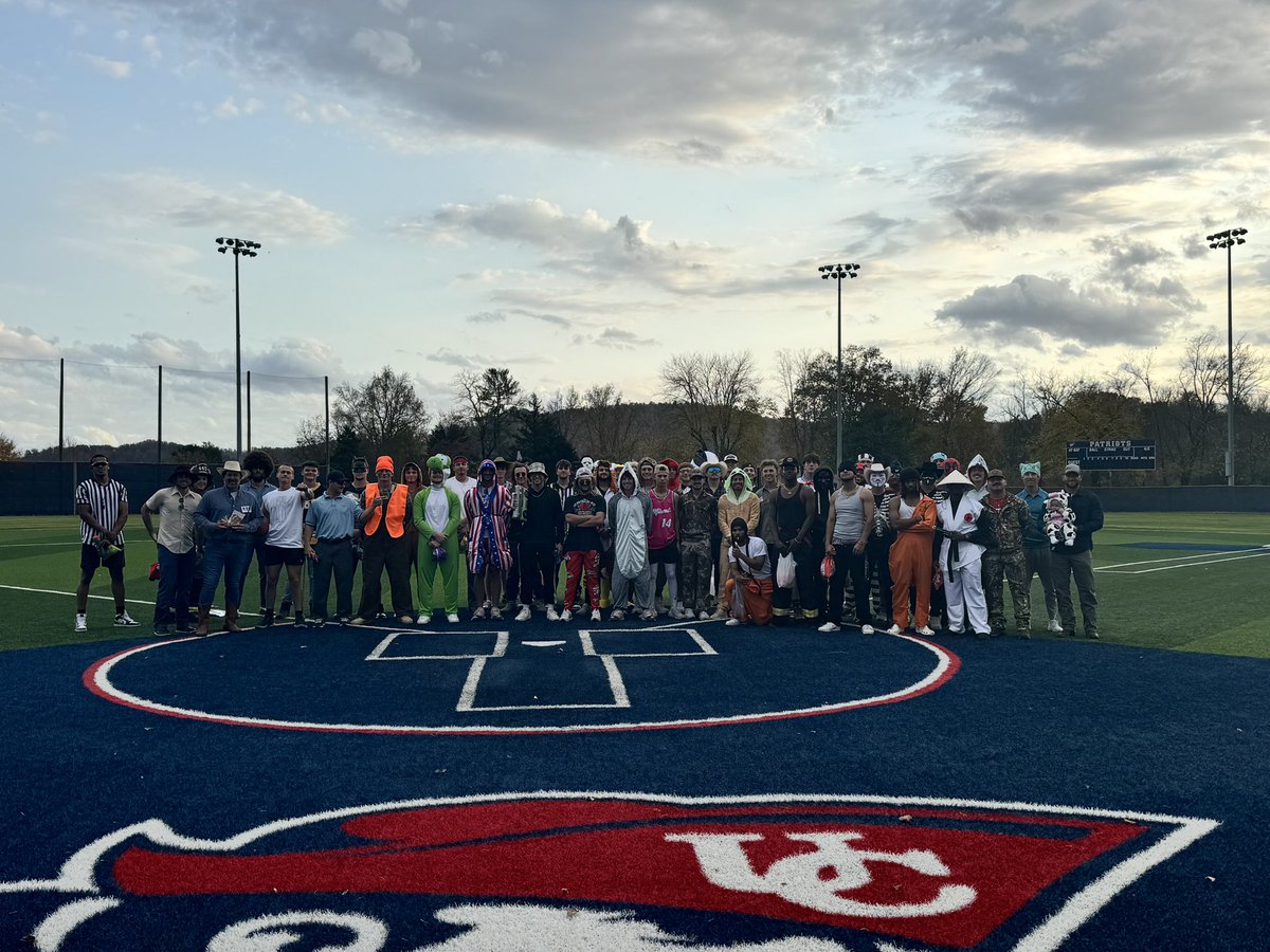 Our annual Cleats &amp; Treats event was a hit! 
Love seeing all of the kids!