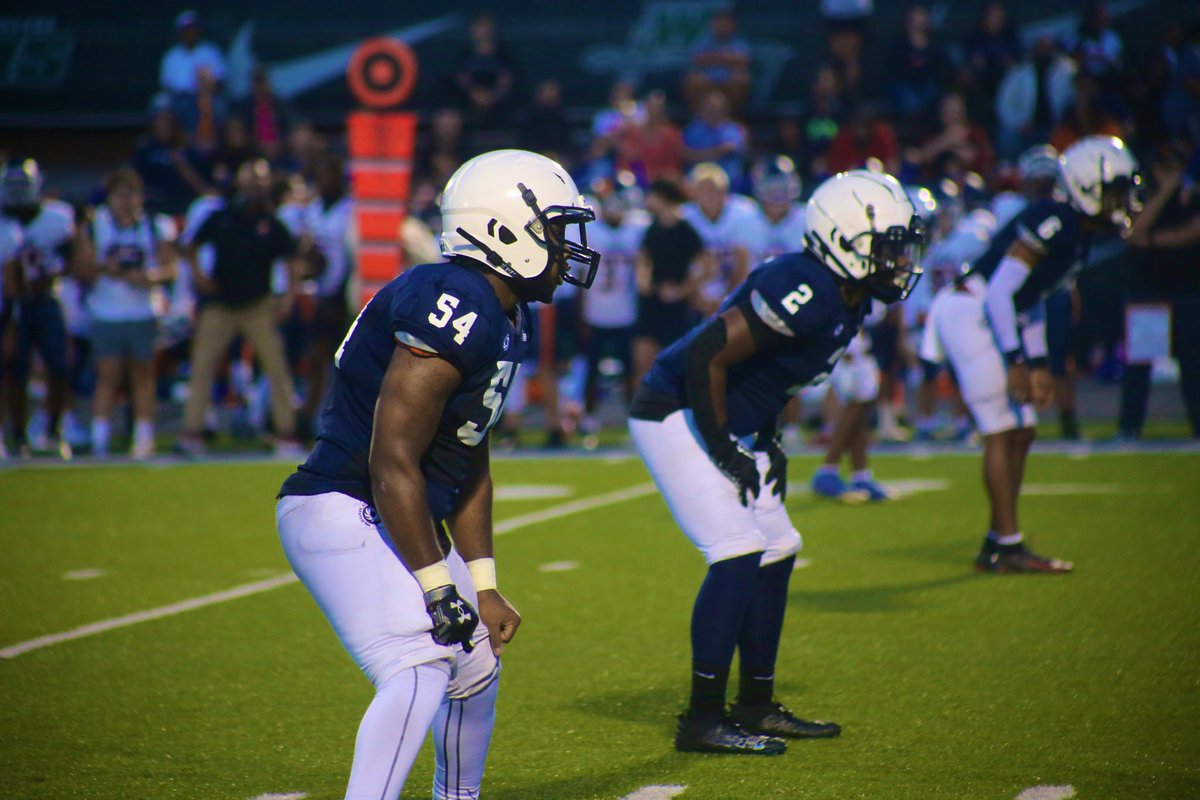 moorebrandon_54's tweet photo. Blessed to be named Midwest Classic Second Team all-conference linebacker🙏🏾🙏🏾 
@CoachRico15 
@travisWSN 
@MJ_NFLDraft https://t.co/QyttCtC1wg