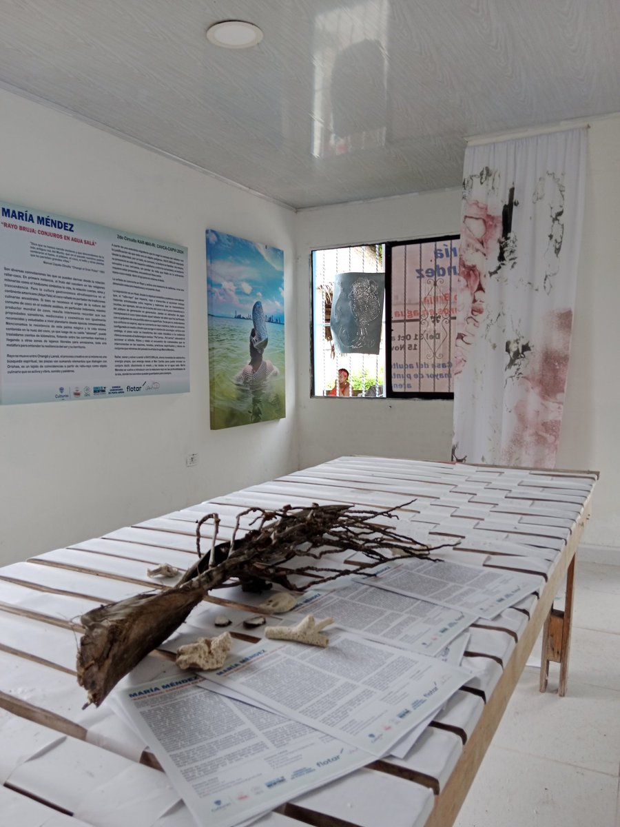 CAPVI1's tweet photo. Exposición *Rayo Bruja: conjuros en agua salá" de María Méndez en la Casa de la Tercera Edad en Punta Arena hasta el 15 de noviembre. Beca JUNTXS @mincultura @ArtesVisualesMC Proyecto @cavcacontempora Apoyo Consejo comunitario de Punta Arenas https://t.co/XrHmJJc3Uh