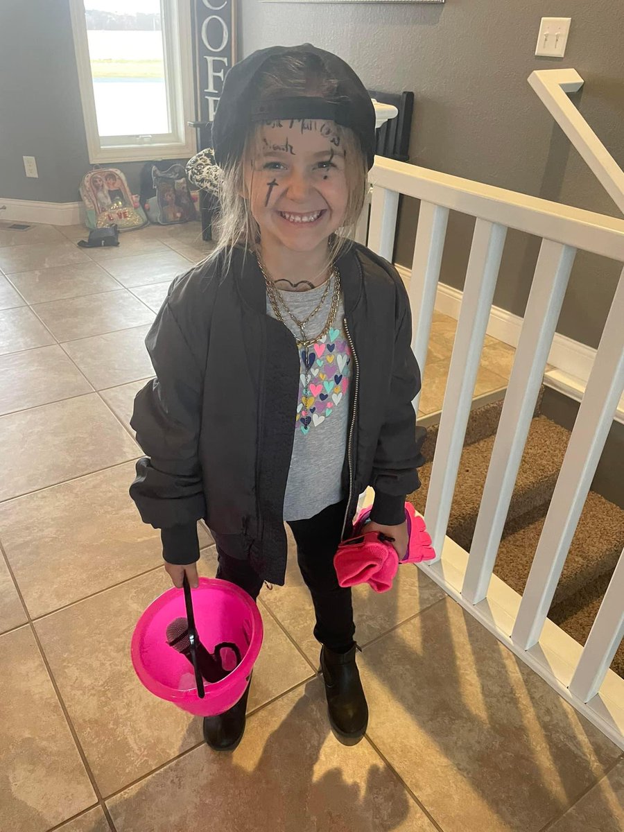 mcoffin24's tweet photo. @JellyRoll615 our 4 year old daughter wanted to be you this Halloween. Big fan of your music! https://t.co/N5iww5EE6d