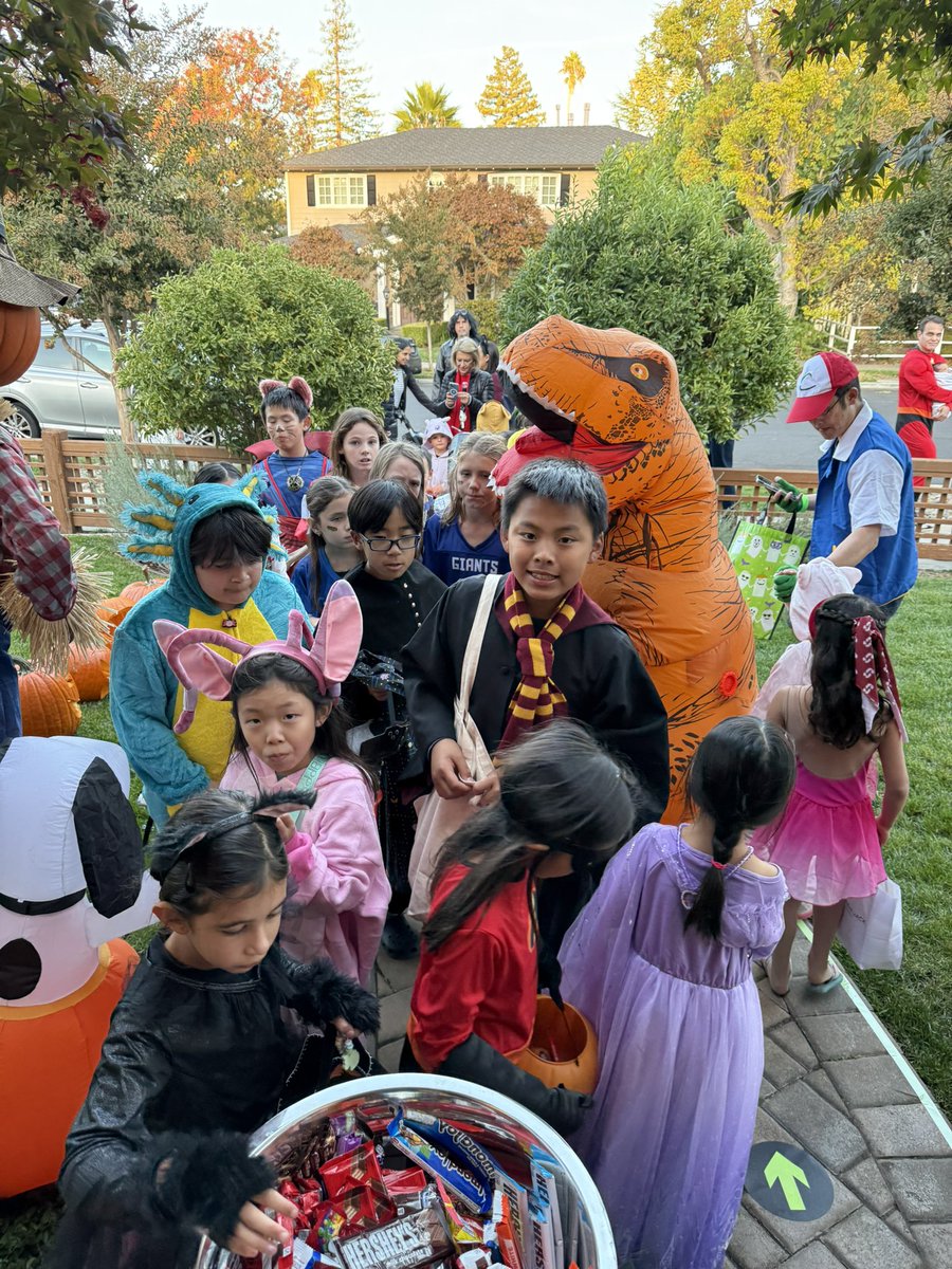 Adam Nash tweet media