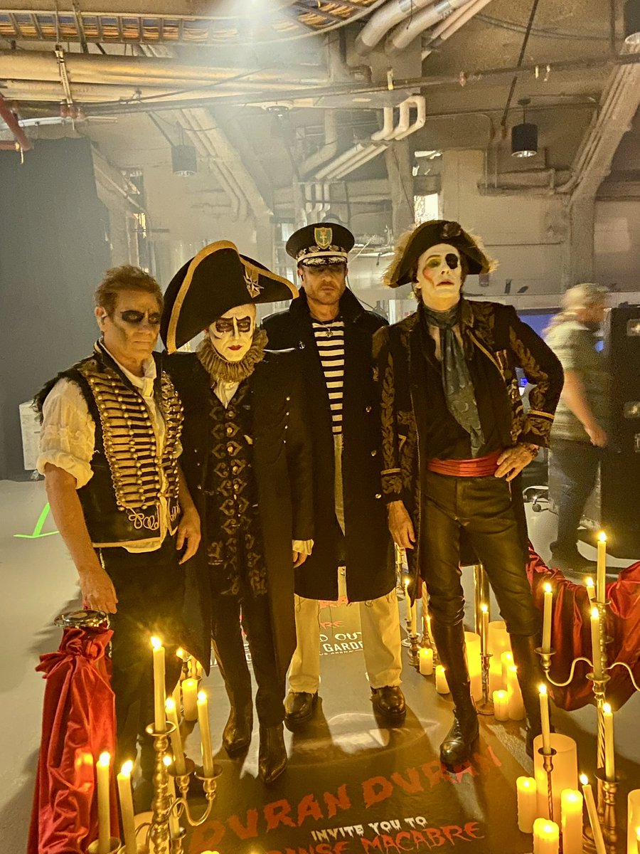 Danse Macabre at <a href="/TheGarden/">MSG</a> is on! <a href="/XerjoffOfficial/">Xerjoff Perfumes</a> #tonychocolonely