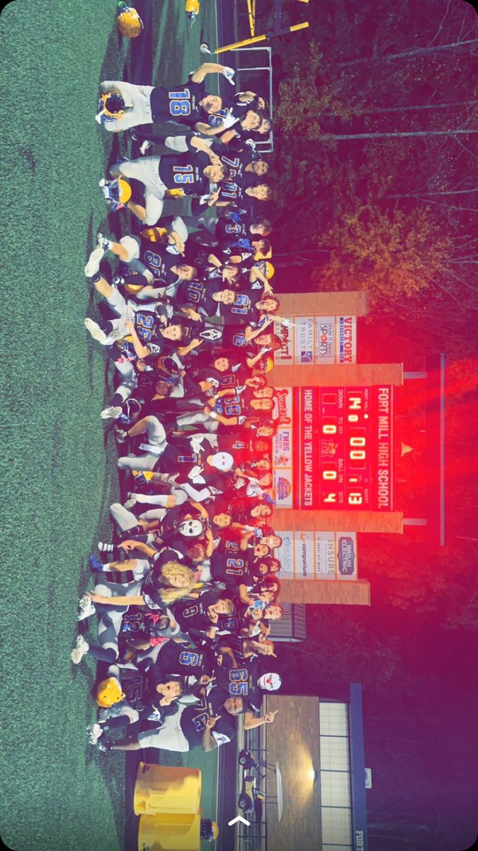BrenndenCullen's tweet image. Some unfinished business this season but the #FIGHT this team has is unreal. 

#KingsOfTheMill  🏈 

GREAT JOB JV @FMHSFB23 ! @Coach_Jarvis_ @CoachHamilton7 @CoachJoeEdwards @CoachLeible