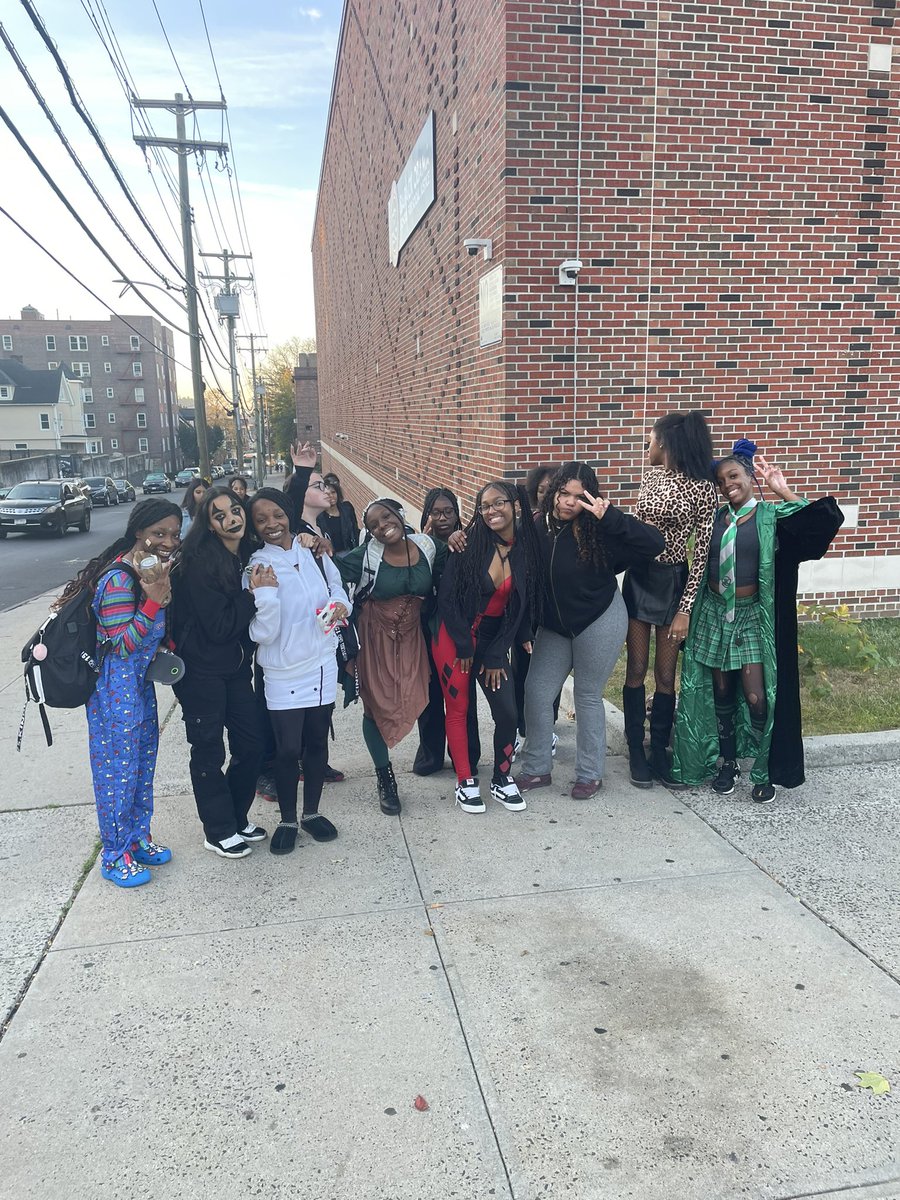 Barack Obama School for Social Justice tweet media