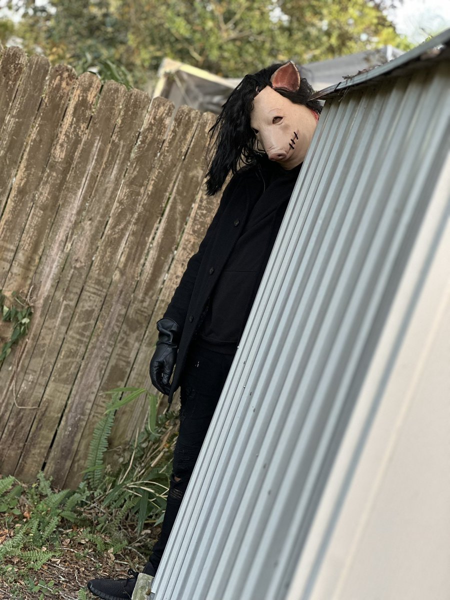 ThinkJustinJ's tweet image. Happy Halloween! 🎃 #pigface #saw #halloween2024 #Halloween #thinkjustinjames