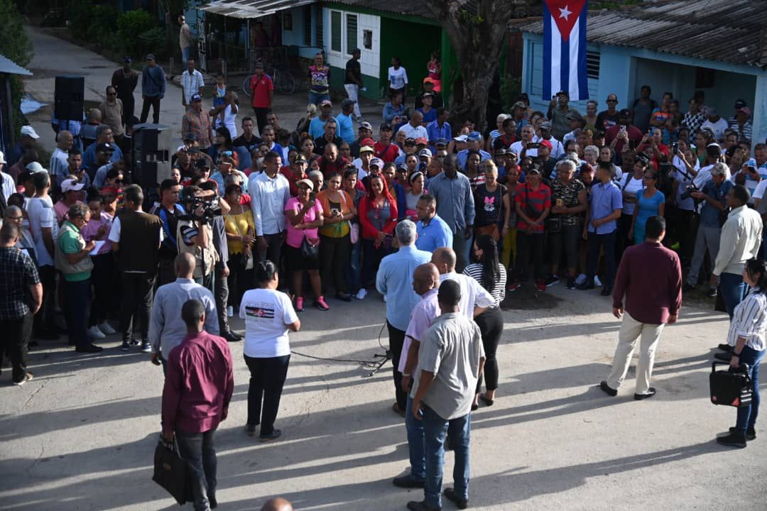 PartidoPCC's tweet image. Todos los que podamos aportar, hagámoslo con unidad y sensibilidad #Bayamo #Granma 

Ver más:
pcc.cu/todos-los-que-…